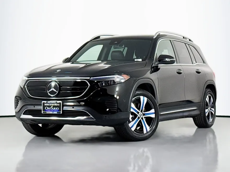 2023 Mercedes Benz EQB 300 4MATIC photo 1