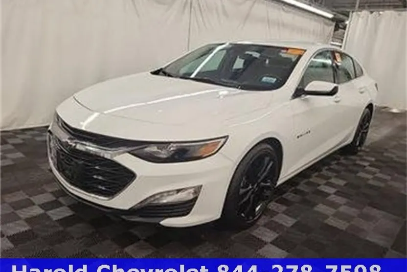 2023 Chevrolet Malibu 1LT photo 1