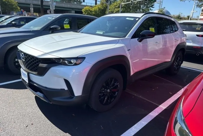 2025 Mazda CX-50 Premium photo 1