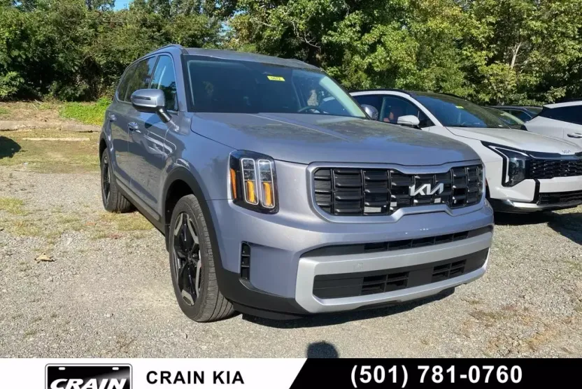 2025 Kia Telluride S photo 1