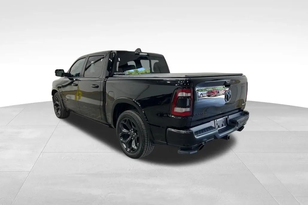 2022 Ram 1500 Limited photo 1