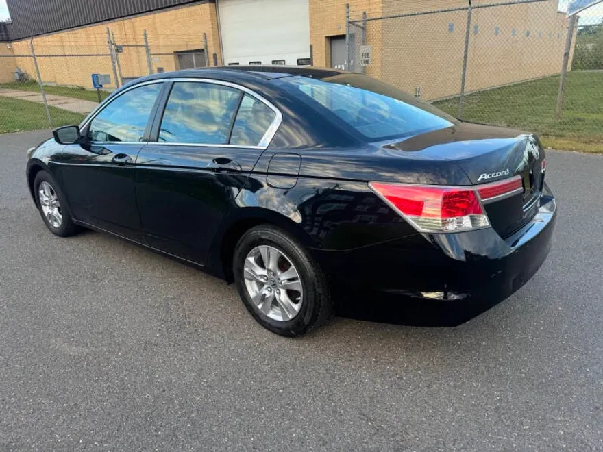 2012 Honda Accord SE photo 1