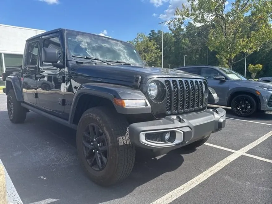 2023 Jeep Gladiator Sport S photo 1