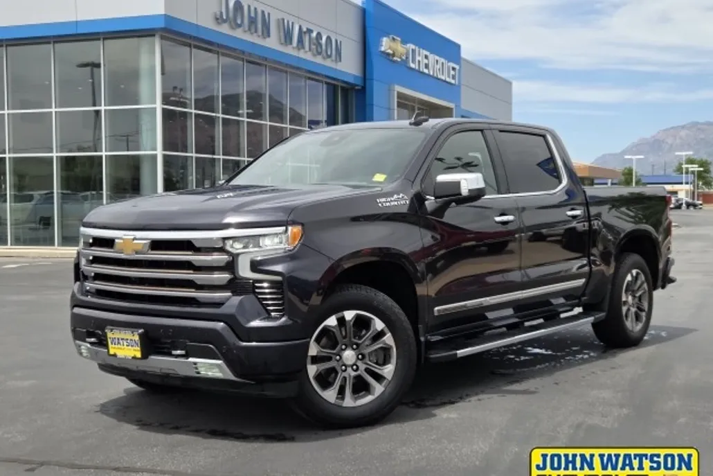 2022 Chevrolet Silverado High Country photo 1