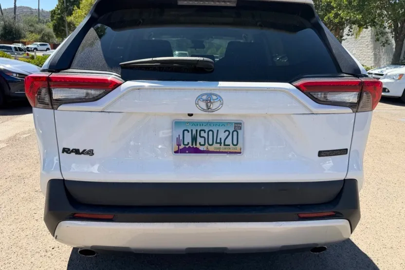 2023 Toyota RAV4 Adventure photo 1