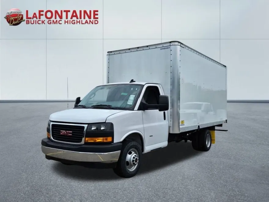 2024 Gmc Savana Cutaway 3500 photo 1