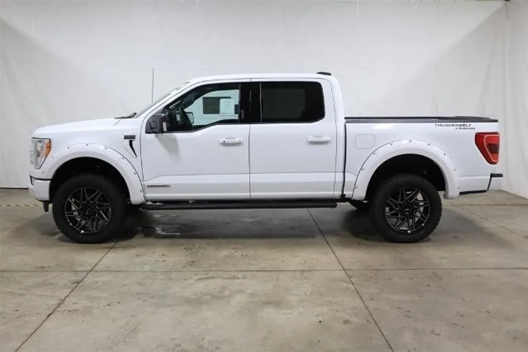 2023 Ford F-150 XLT photo 1