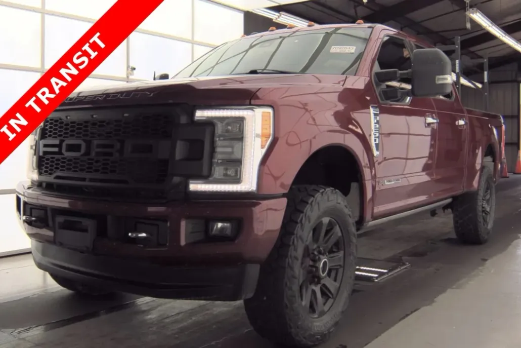 2017 Ford F-250 Platinum photo 1