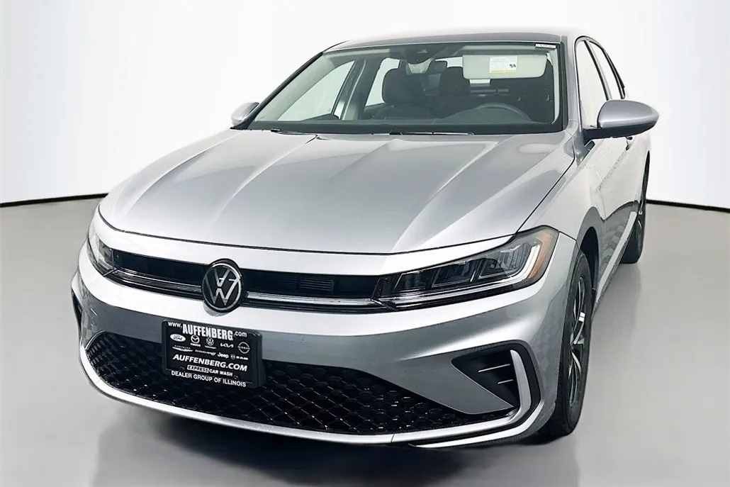2025 Volkswagen Jetta 1.5T S photo 1