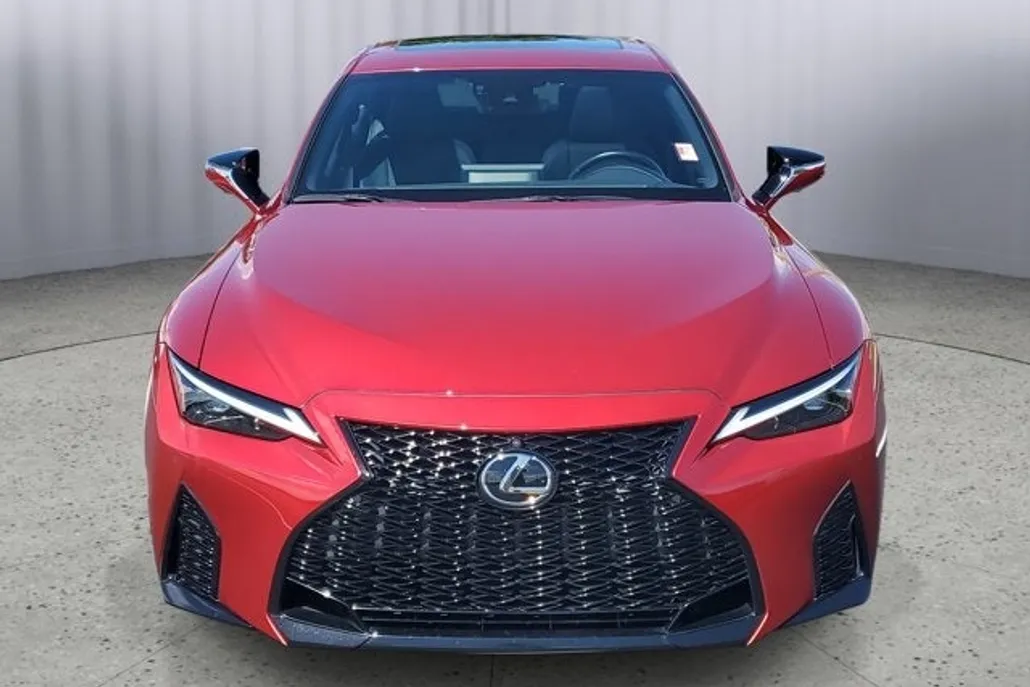 2023 Lexus IS 350 F SPORT photo 1