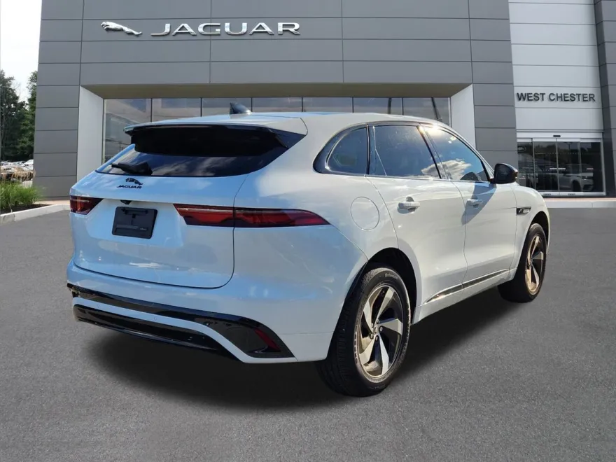 2024 Jaguar F-PACE P250 R-Dynamic S photo 4
