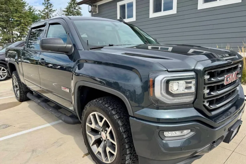 2018 Gmc Sierra 1500 SLT photo 1