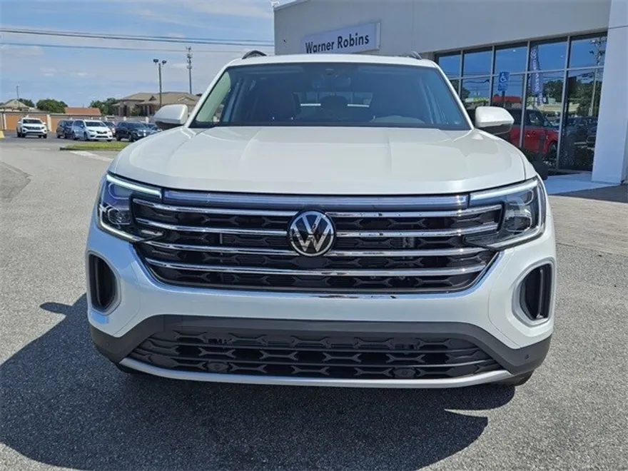 2026 Volkswagen Atlas SE photo 1