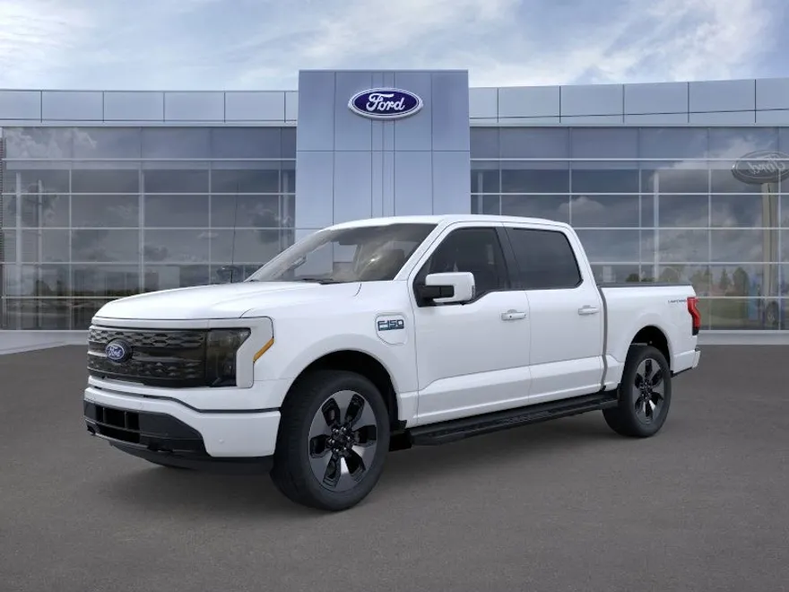 2025 Ford F-150 Lightning Platinum photo 1
