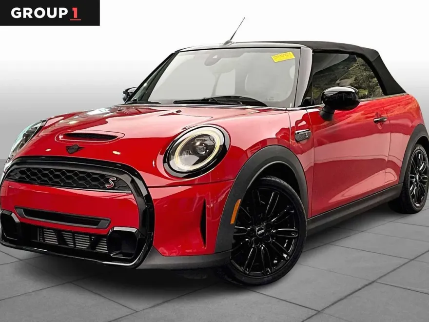 2023 Mini Cooper Convertible S photo 1