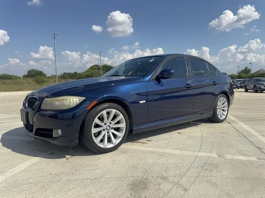 2011 Bmw 328i 3-series photo 1
