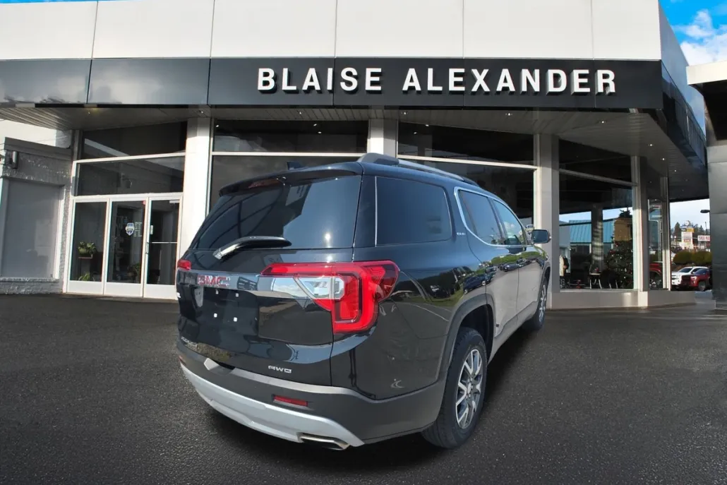 2023 Gmc Acadia SLE photo 1