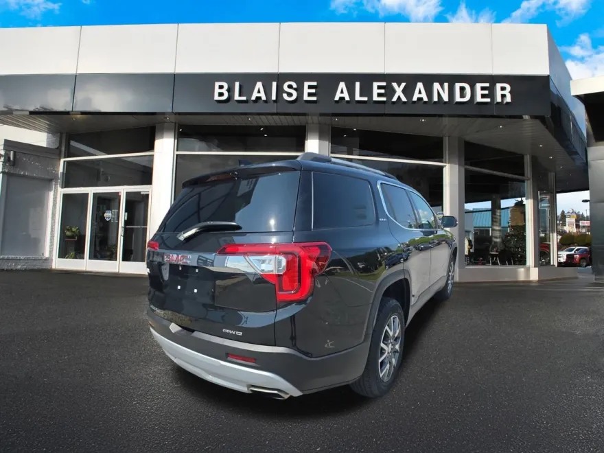 2023 Gmc Acadia SLE photo 1