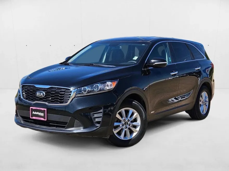 2020 Kia Sorento LX photo 1