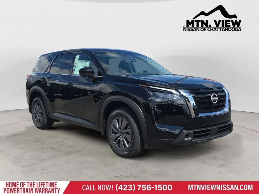 2025 Nissan Pathfinder S photo 1