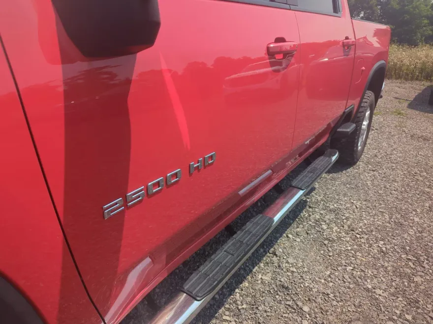 2021 Chevrolet Silverado 2500HD LT photo 1