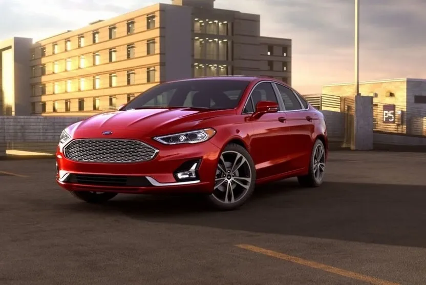 2019 Ford Fusion Energi Titanium photo 1