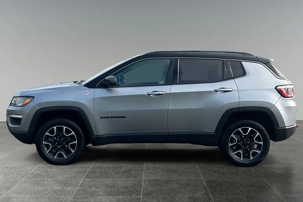 2020 Jeep Compass Trailhawk photo 1