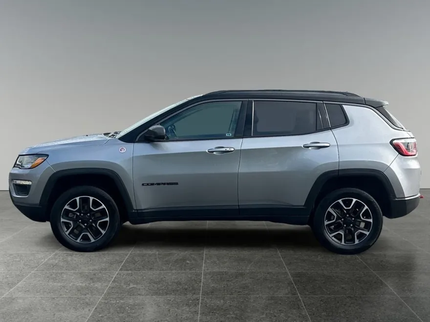 2020 Jeep Compass Trailhawk photo 1