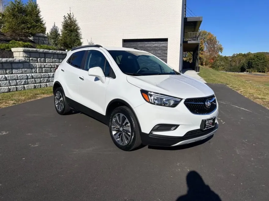 2022 Buick Encore Preferred photo 1