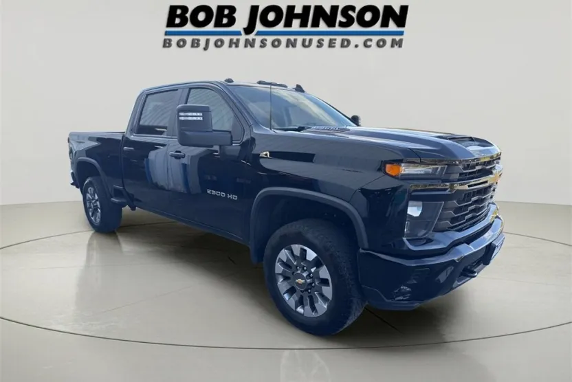 2024 Chevrolet Silverado 2500HD Custom photo 1