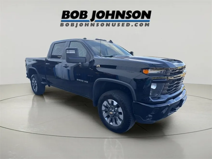 2024 Chevrolet Silverado 2500HD Custom photo 1