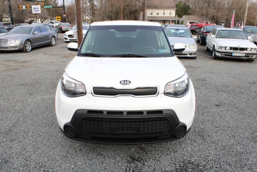 2016 Kia Soul Base photo 1