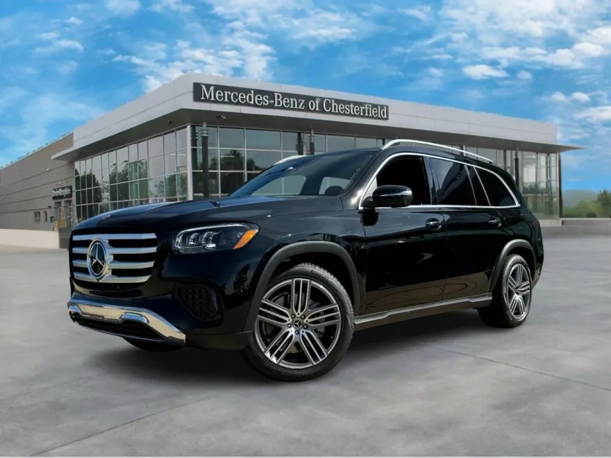2025 Mercedes Benz GLS 450 4MATIC photo 1