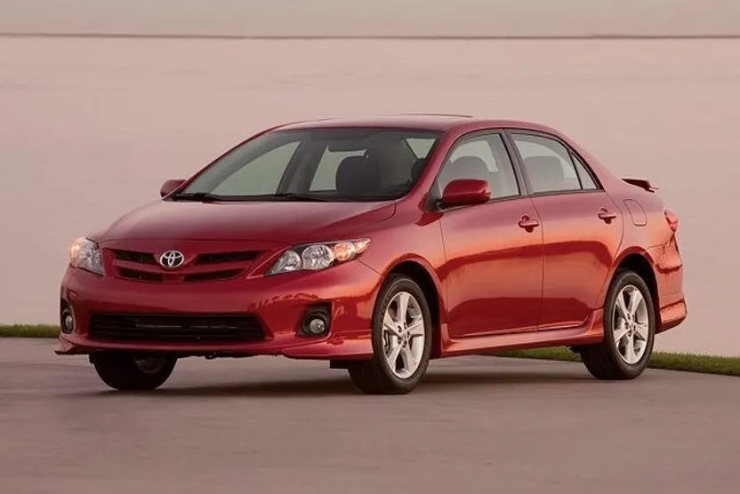 2012 Toyota Corolla L photo 1