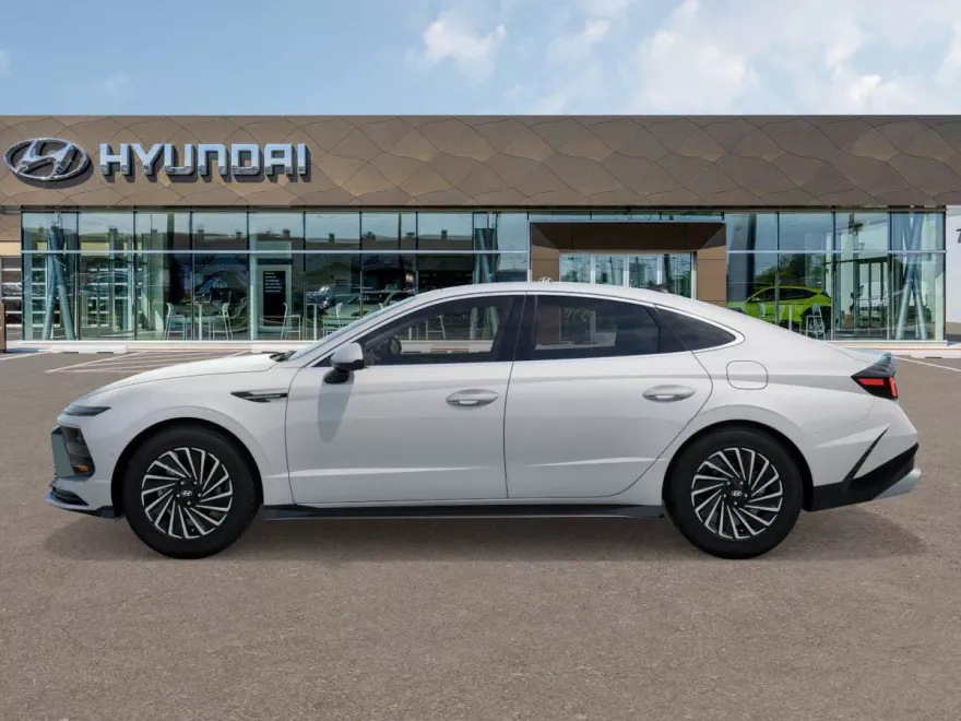 2025 Hyundai Sonata Hybrid Limited photo 1