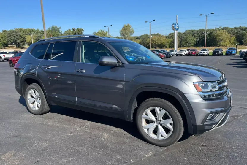 2018 Volkswagen Atlas V6 SE Technology photo 1