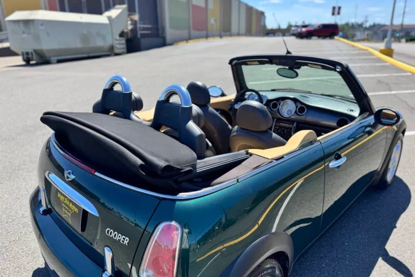 2005 Mini Cooper Convertible photo 1