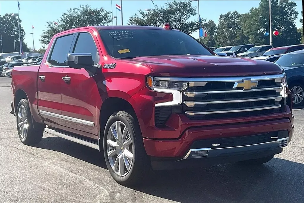 2024 Chevrolet Silverado 1500 High Country photo 1