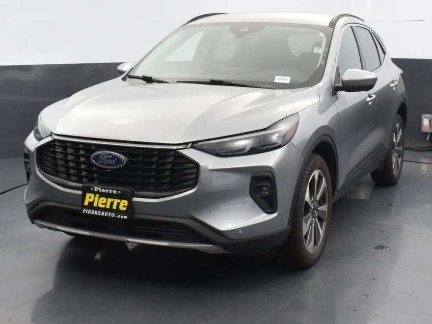 2024 Ford Escape Platinum photo 1