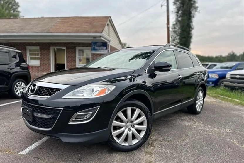 2010 Mazda CX-9 Grand Touring photo 1