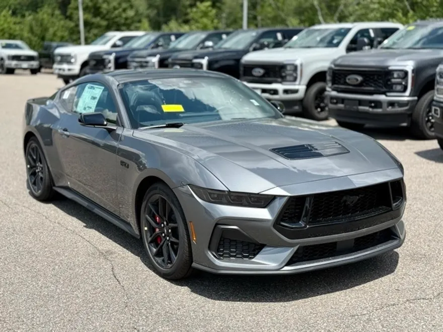 2025 Ford Mustang GT Premium photo 1