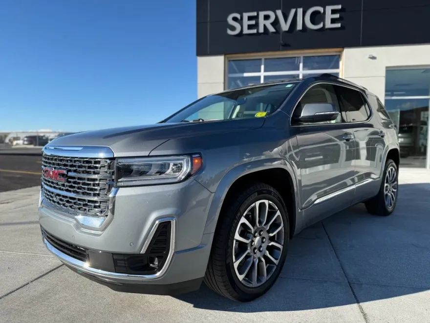 2023 Gmc Acadia Denali photo 1