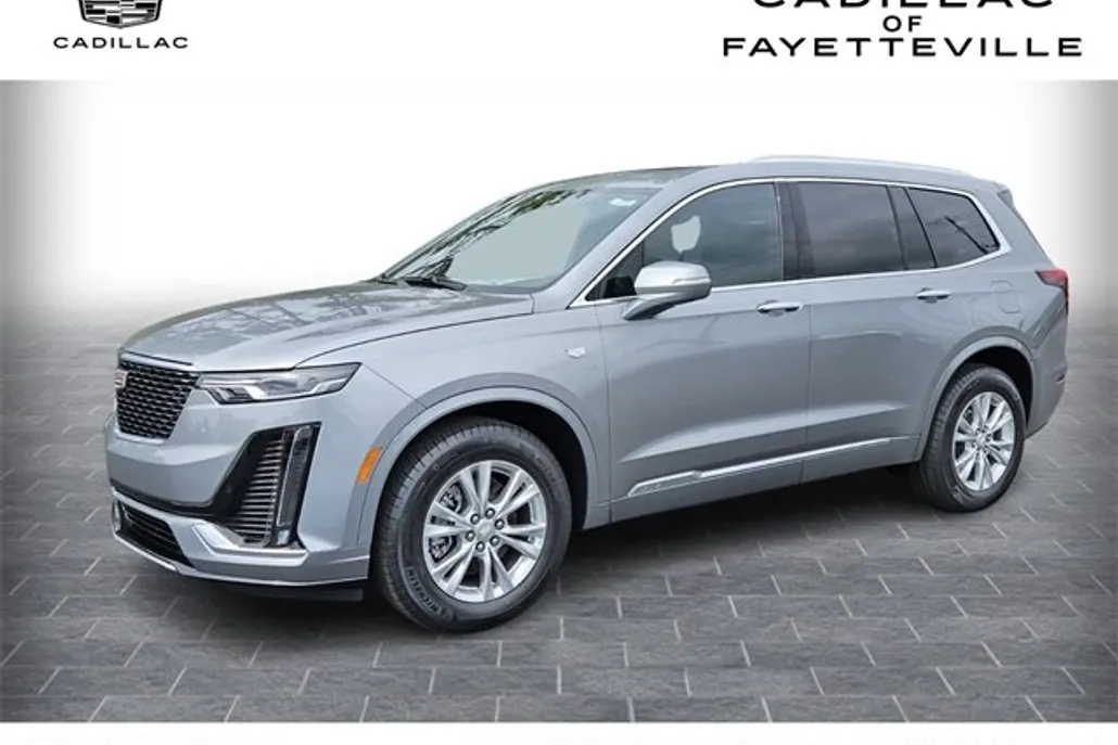 2025 Cadillac XT6 Luxury photo 1