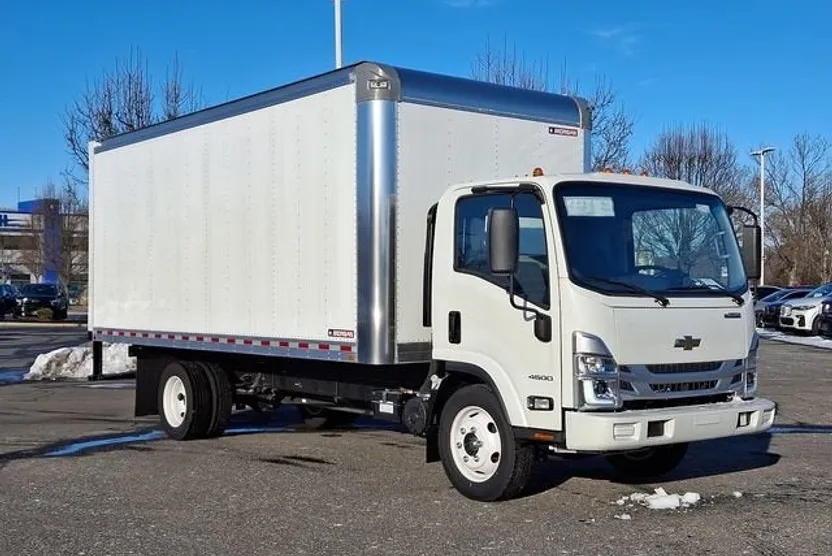 2024 Chevrolet Silverado 4500HD Base photo 1