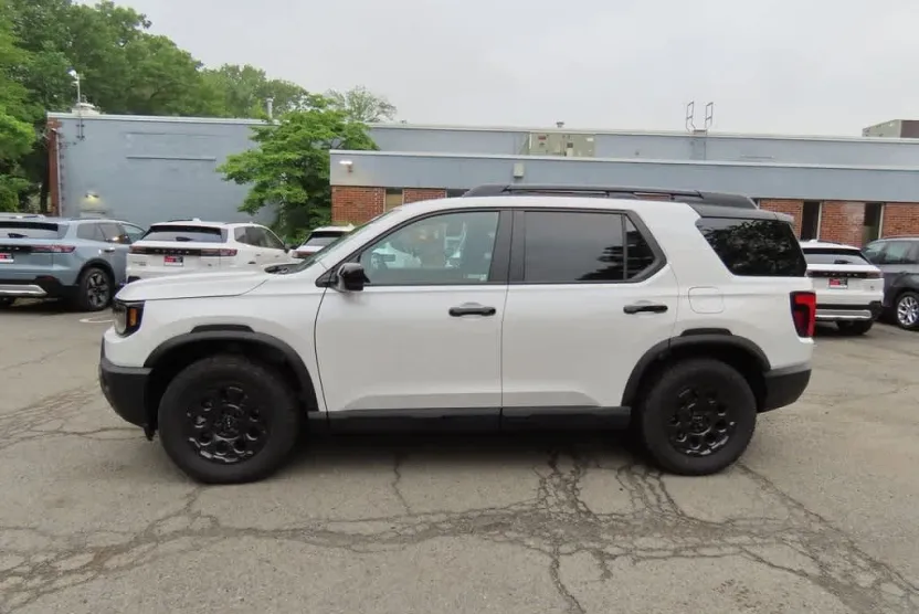2026 Honda Passport TrailSport photo 1