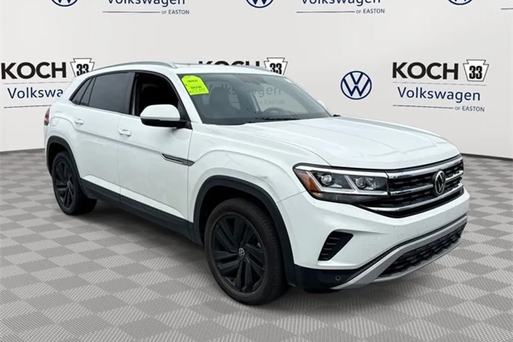 2022 Volkswagen Atlas Cross Sport V6 SE Technology photo 1