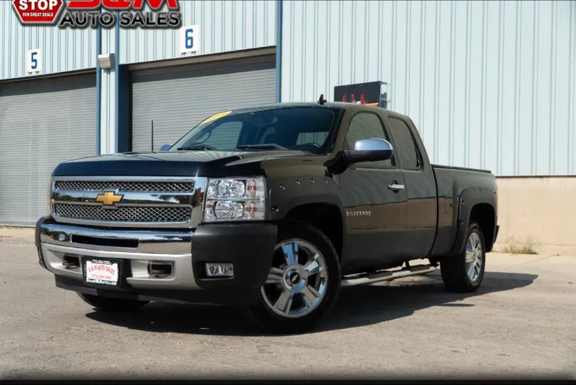 2013 Chevrolet Silverado 1500 LT photo 1