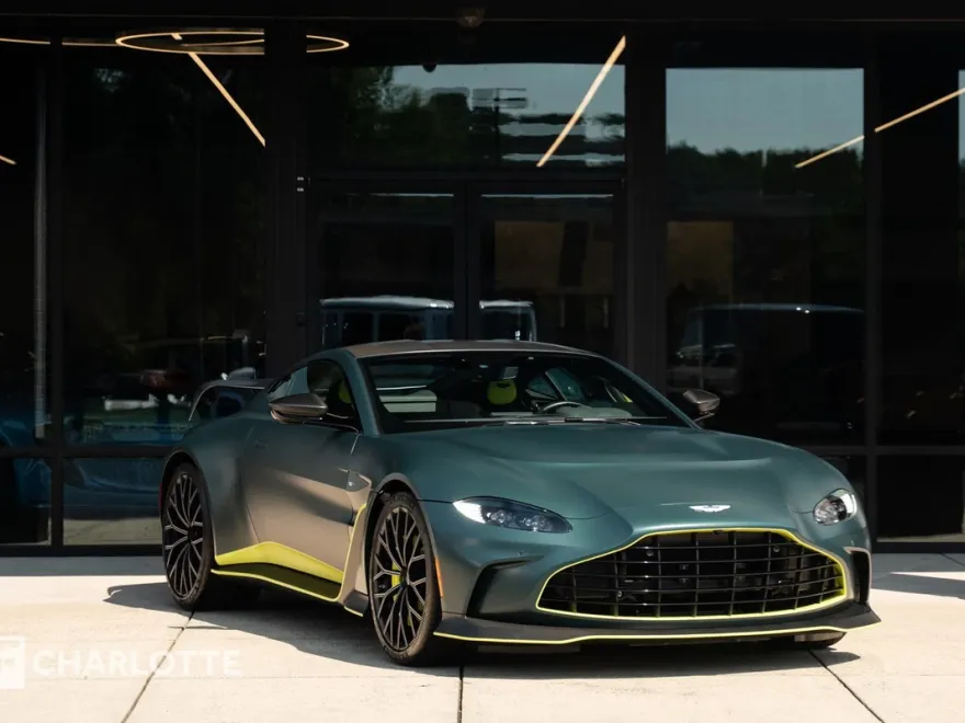 2023 Aston Martin V12 Vantage AM6 photo 1