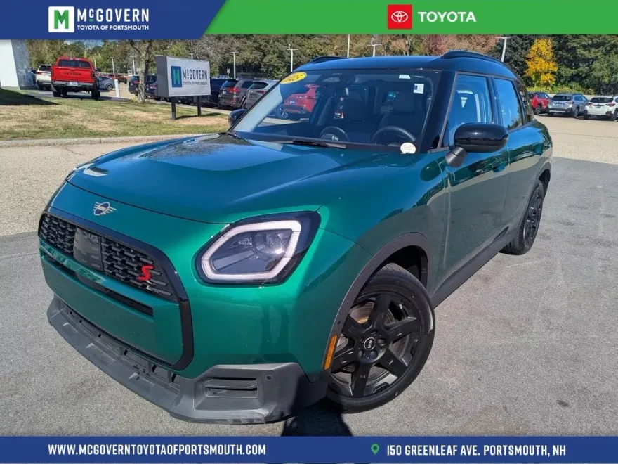 2025 Mini Cooper S ALL4 photo 1