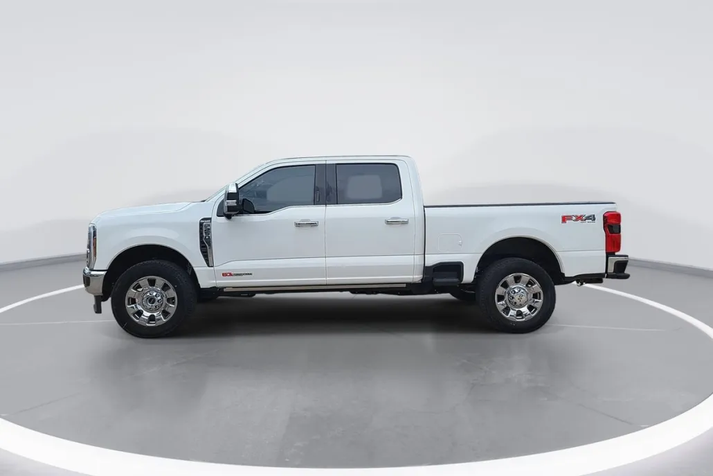 2024 Ford F-250 King Ranch photo 1